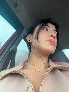 fiorella paris online show from April 2026 04:36:02 PM