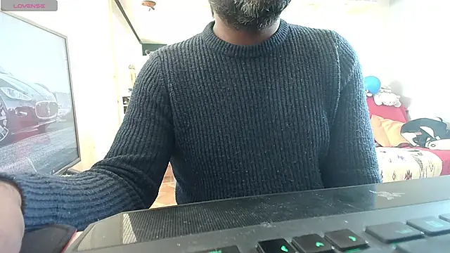 Snapshot of IndienTiger chatting on March 2025 11:55:02 AM IndienTiger online show from March 2025 11:55:02 AM