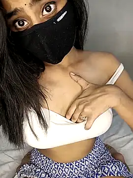 Love-N online show from September 2025 03:57:01 PM