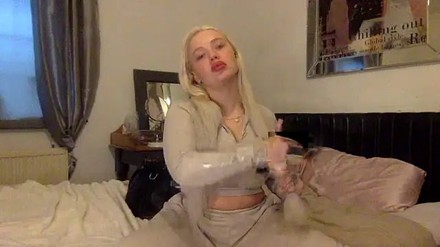 blissdimicco online show from January 2025 03:39:02 PM