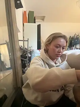 blissdimicco online show from November 2025 01:25:02 PM