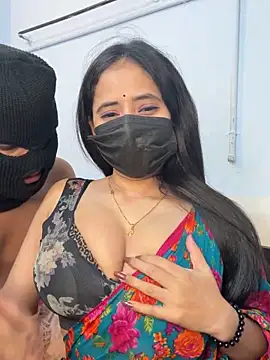 Hot honey77 online show from November 2025 05:47:02 PM