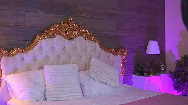 Juicy Jessye online show from September 2025 08:02:01 PM