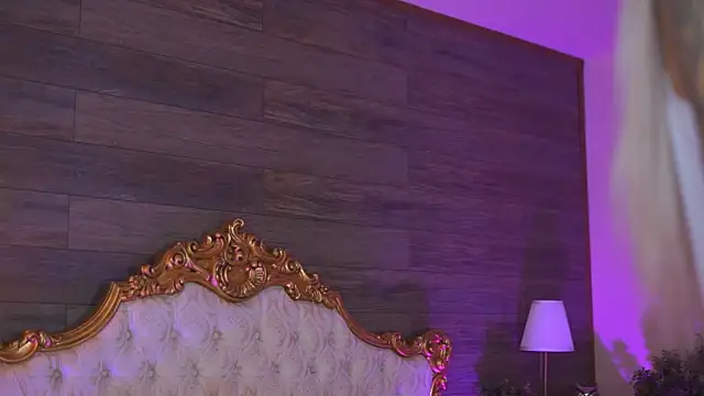 Juicy Jessye online show from September 2025 07:52:02 PM