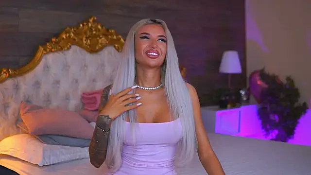 Juicy Jessye online show from June 2026 07:49:02 PM