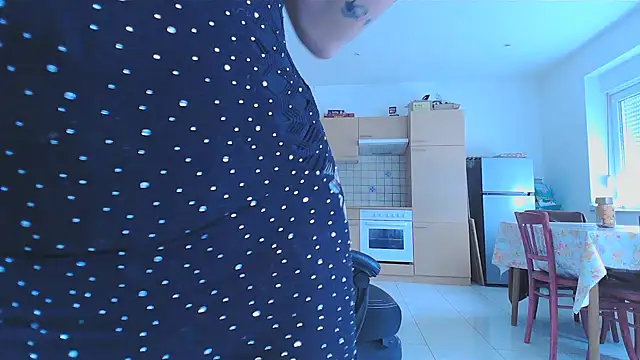 serena  vedette online show from January 2025 02:25:02 PM