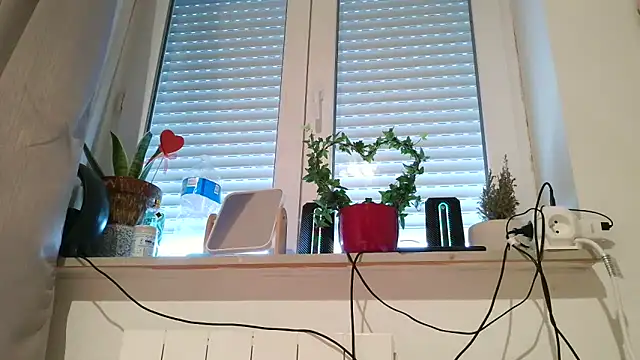 serena  vedette online show from March 2026 07:01:02 AM