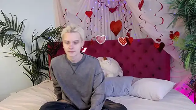 DemianEnglen online show from February 2025 09:43:01 PM