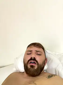 ruivinho66 online show from October 2025 04:37:01 PM