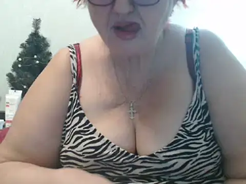 Snapshot of DeniseeRosea chatting on January 2025 05:21:01 PM DeniseeRosea online show from January 2025 05:21:01 PM