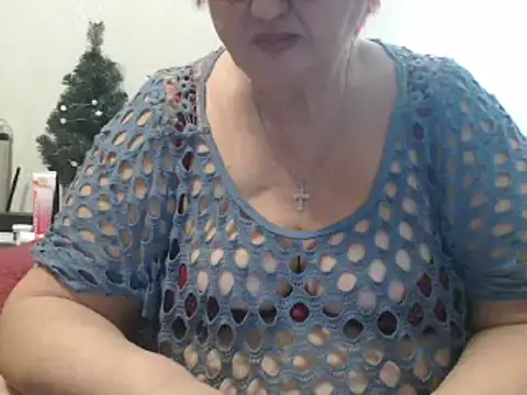 Snapshot of DeniseeRosea chatting on February 2025 12:00:02 AM DeniseeRosea online show from February 2025 12:00:02 AM