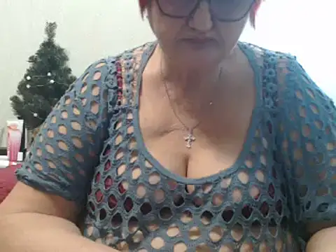 Snapshot of DeniseeRosea chatting on February 2025 08:13:01 PM DeniseeRosea online show from February 2025 08:13:01 PM