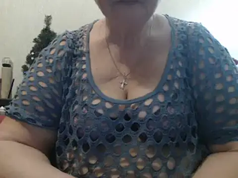 Snapshot of DeniseeRosea chatting on February 2025 12:21:02 AM DeniseeRosea online show from February 2025 12:21:02 AM
