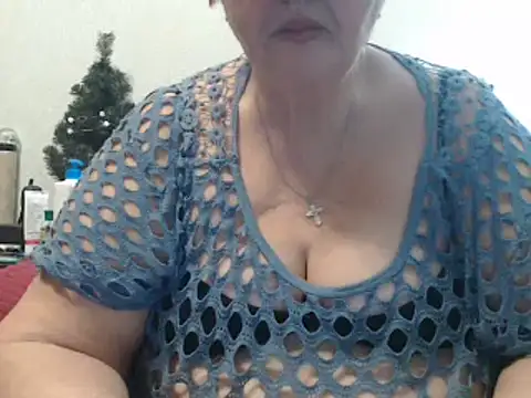 Snapshot of DeniseeRosea chatting on March 2025 08:27:02 PM DeniseeRosea online show from March 2025 08:27:02 PM