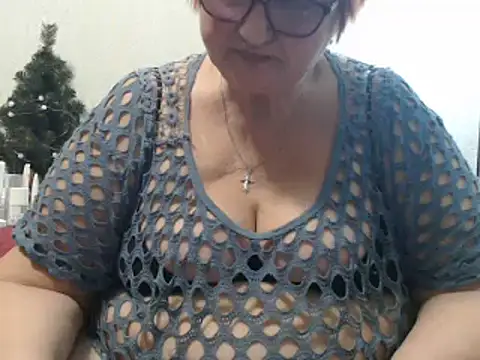 Snapshot of DeniseeRosea chatting on March 2025 07:43:02 PM DeniseeRosea online show from March 2025 07:43:02 PM