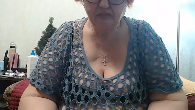 Snapshot of DeniseeRosea chatting on March 2025 12:18:02 AM DeniseeRosea online show from March 2025 12:18:02 AM