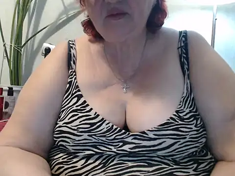 Snapshot of DeniseeRosea chatting on May 2026 06:26:01 PM DeniseeRosea online show from May 2026 06:26:01 PM