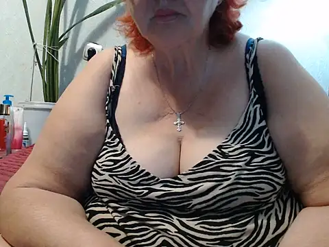 Snapshot of DeniseeRosea chatting on July 2026 07:28:02 PM DeniseeRosea online show from July 2026 07:28:02 PM