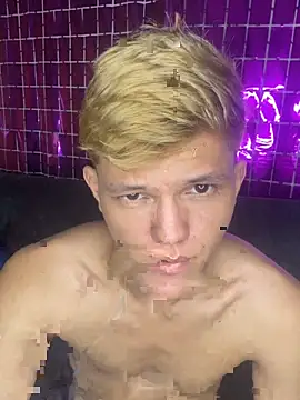 izan 20 online show from February 2025 04:09:02 PM