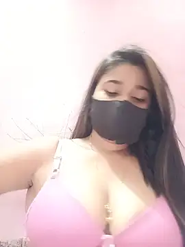 Snapshot of Simran-001 chatting on June 2026 12:44:02 PM Simran-001 online show from June 2026 12:44:02 PM