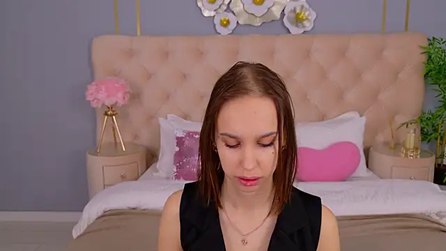 SandraTucker online show from March 2026 02:55:01 AM