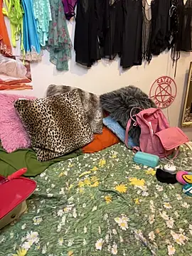 I am babydoll online show from October 2025 02:50:02 AM