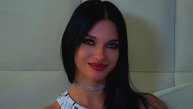 Snapshot of BeverlyMost chatting on July 2026 10:39:01 AM BeverlyMost online show from July 2026 10:39:01 AM