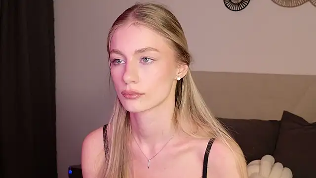 GabriellaOlsen online show from April 2026 04:19:01 PM