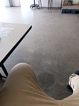 Snapshot of Trixboy201 chatting on October 2025 01:00:02 PM Trixboy201 online show from October 2025 01:00:02 PM