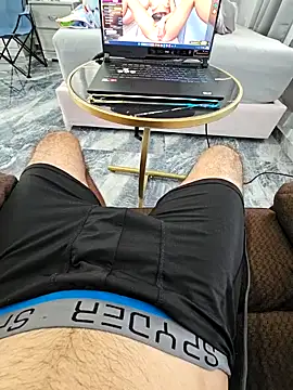 j0nathan00 online show from January 2025 01:53:01 PM