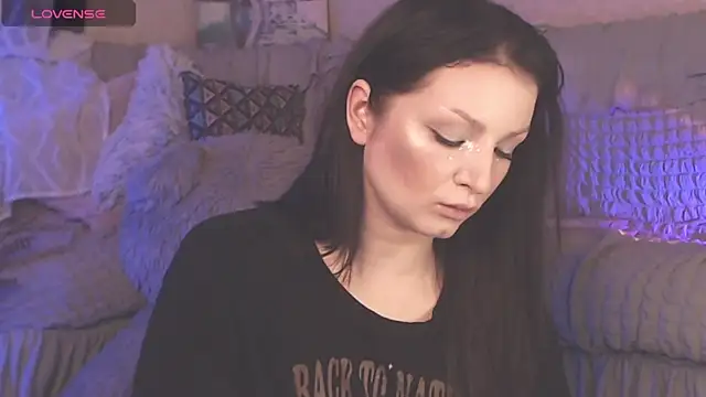 Snapshot of BritneyBarker chatting on January 2025 02:32:02 AM BritneyBarker online show from January 2025 02:32:02 AM