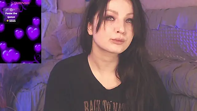 Snapshot of BritneyBarker chatting on January 2025 02:12:02 AM BritneyBarker online show from January 2025 02:12:02 AM