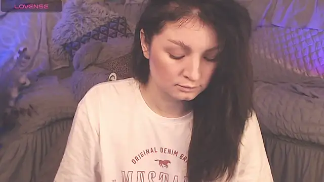 Snapshot of BritneyBarker chatting on February 2025 02:29:02 AM BritneyBarker online show from February 2025 02:29:02 AM