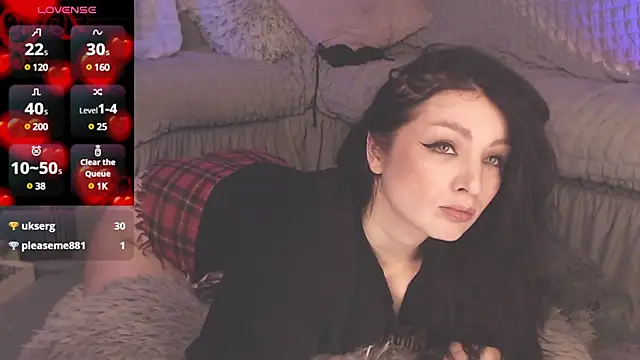 Snapshot of BritneyBarker chatting on March 2025 04:06:01 AM BritneyBarker online show from March 2025 04:06:01 AM