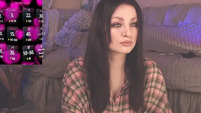 Snapshot of BritneyBarker chatting on March 2025 02:52:01 AM BritneyBarker online show from March 2025 02:52:01 AM