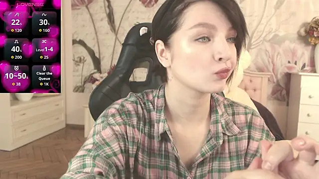 BritneyBarker online show from October 2025 02:31:01 AM