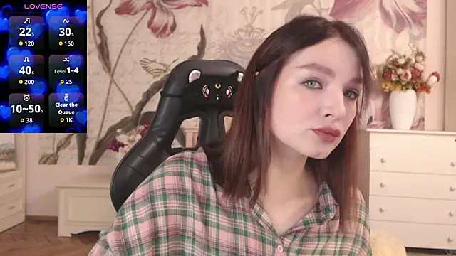 BritneyBarker online show from November 2025 02:17:02 AM