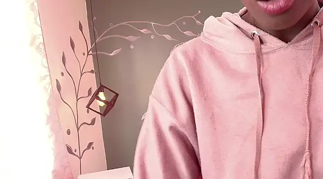 Sara Naugty online show from February 2025 06:35:01 PM