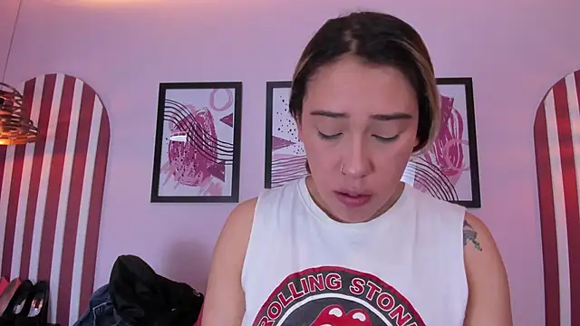 Lannajansen online show from October 2025 01:31:01 PM