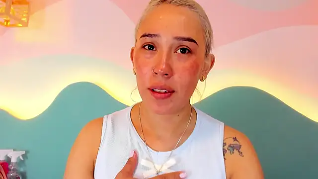 Lannajansen online show from January 2026 01:37:02 PM