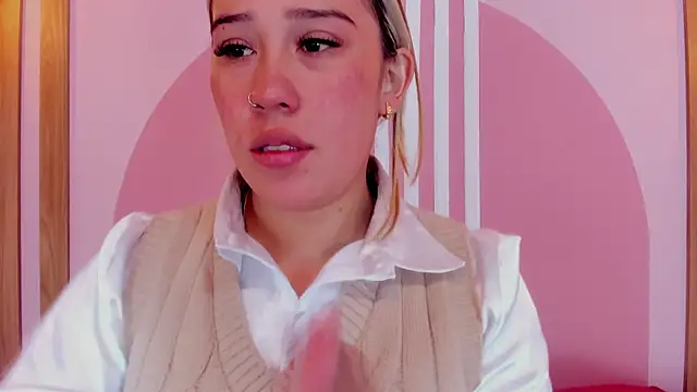 Lannajansen online show from March 2026 01:48:02 PM