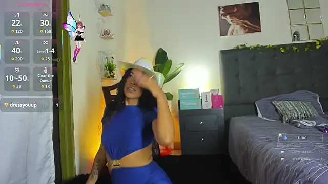 Snapshot of Akemirosse chatting on October 2025 07:13:01 PM Akemirosse online show from October 2025 07:13:01 PM