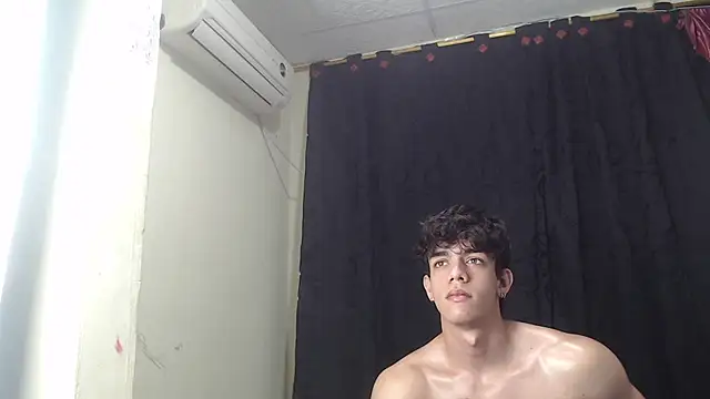 HENRY SENNI online show from February 2025 04:14:01 PM