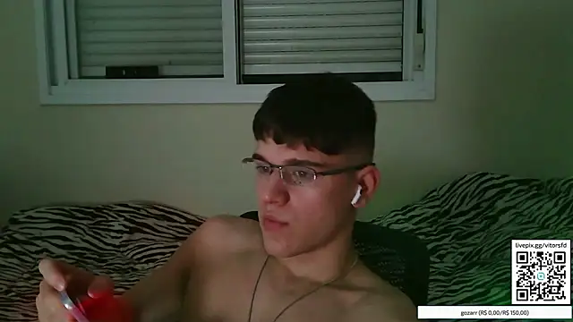 vitorsafado19 online show from October 2025 03:01:02 AM