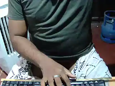 Snapshot of lolboy1234Z chatting on November 2025 05:56:02 PM lolboy1234Z online show from November 2025 05:56:02 PM