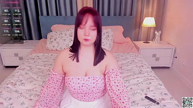 maya suun online show from March 2025 08:26:02 AM