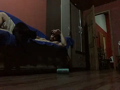 Snapshot of Nooneisthis chatting on February 2025 05:18:02 AM Nooneisthis online show from February 2025 05:18:02 AM