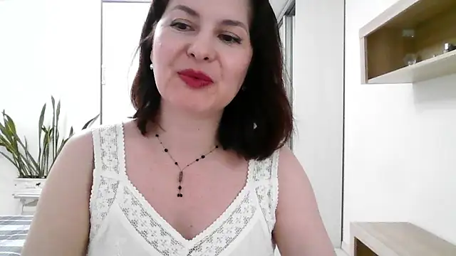 Snapshot of Victoria_Glam chatting on September 2025 05:29:02 PM Victoria Glam online show from September 2025 05:29:02 PM
