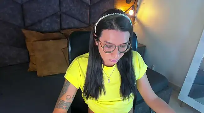 LauraaGomezz   online show from February 2025 07:31:02 PM