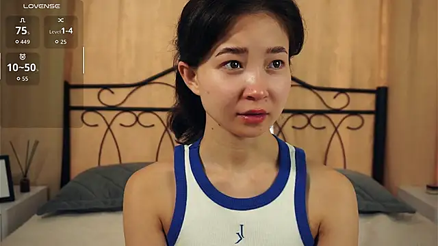 VeronaCritchlow online show from September 2025 07:08:01 AM